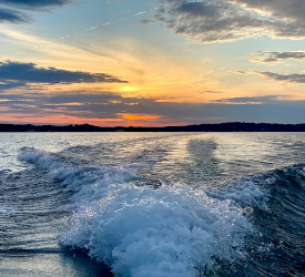 Valtuutettu perämoottorihuolto